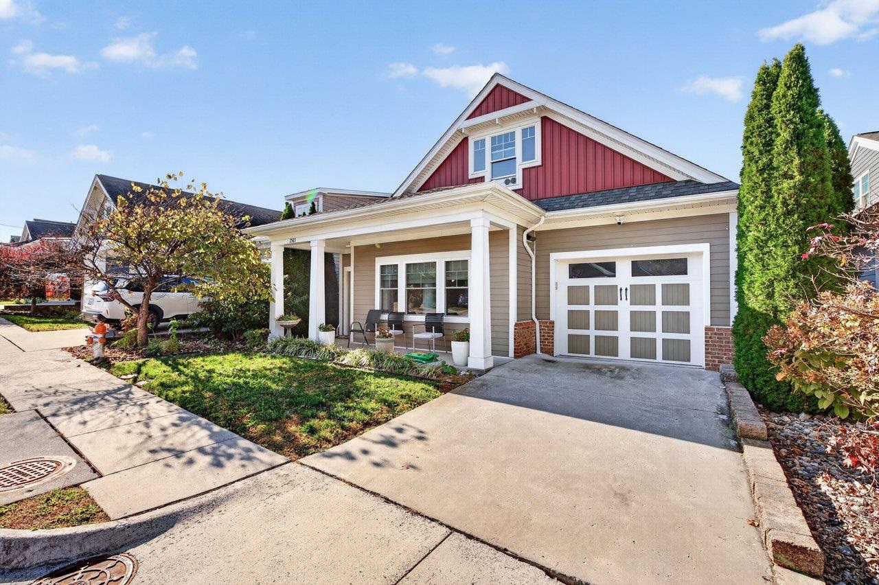 2565 Greenport Dr photo 36